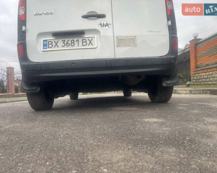 Белый Рено Кенгу, объемом двигателя 1.5 л и пробегом 202 тыс. км за 6400 $, фото 13 на Automoto.ua