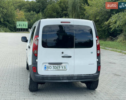 Белый Рено Кенгу, объемом двигателя 0 л и пробегом 67 тыс. км за 6200 $, фото 5 на Automoto.ua