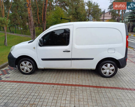 Білий Рено Кєнгу, об'ємом двигуна 1.5 л та пробігом 273 тис. км за 6200 $, фото 1 на Automoto.ua
