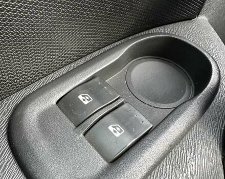 Белый Рено Кенгу, объемом двигателя 1.6 л и пробегом 161 тыс. км за 4600 $, фото 29 на Automoto.ua