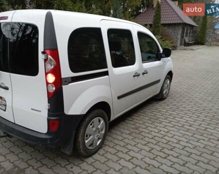 Белый Рено Кенгу, объемом двигателя 1.5 л и пробегом 298 тыс. км за 7750 $, фото 4 на Automoto.ua