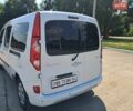 Белый Рено Кенгу, объемом двигателя 1.5 л и пробегом 231 тыс. км за 9200 $, фото 8 на Automoto.ua