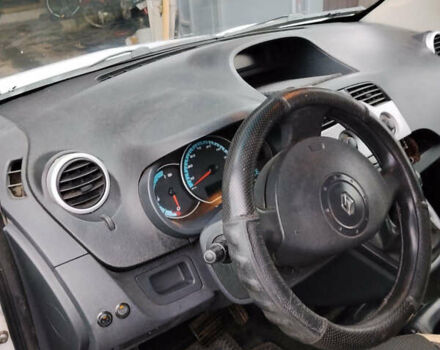 Білий Рено Кєнгу, об'ємом двигуна 0 л та пробігом 109 тис. км за 7300 $, фото 9 на Automoto.ua