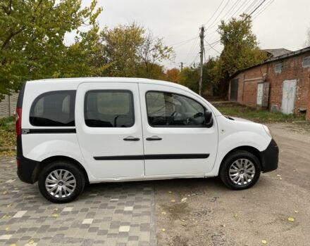 Білий Рено Кєнгу, об'ємом двигуна 1.5 л та пробігом 300 тис. км за 4950 $, фото 2 на Automoto.ua