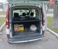 Белый Рено Кенгу, объемом двигателя 1.5 л и пробегом 285 тыс. км за 8000 $, фото 8 на Automoto.ua