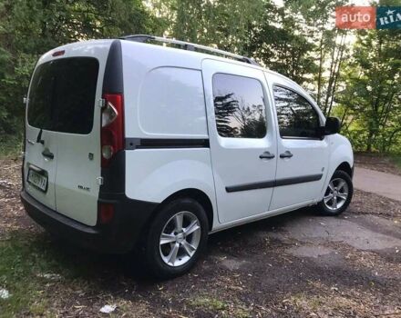 Белый Рено Кенгу, объемом двигателя 0 л и пробегом 120 тыс. км за 9300 $, фото 13 на Automoto.ua