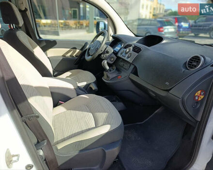 Білий Рено Кєнгу, об'ємом двигуна 1.6 л та пробігом 224 тис. км за 7999 $, фото 23 на Automoto.ua