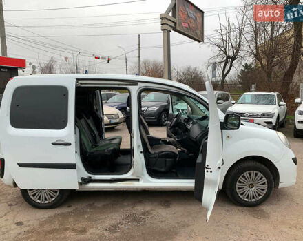 Білий Рено Кєнгу, об'ємом двигуна 1.5 л та пробігом 260 тис. км за 7490 $, фото 12 на Automoto.ua