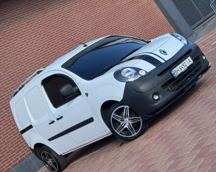 Рено Кенгу 2012 в Одессе на Automoto.ua Белый Рено Кенгу, объемом двигателя 1.46 л и пробегом 212 тыс. км за 6999 $, фото 1 на Automoto.ua