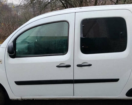 Білий Рено Кєнгу, об'ємом двигуна 0 л та пробігом 109 тис. км за 7300 $, фото 6 на Automoto.ua