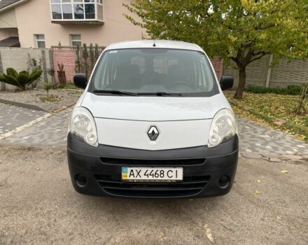 Білий Рено Кєнгу, об'ємом двигуна 1.5 л та пробігом 300 тис. км за 4950 $, фото 5 на Automoto.ua