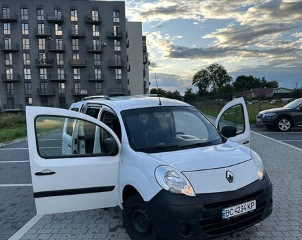 Белый Рено Кенгу, объемом двигателя 1.5 л и пробегом 205 тыс. км за 7500 $, фото 22 на Automoto.ua
