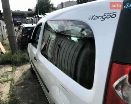 Белый Рено Кенгу, объемом двигателя 1.5 л и пробегом 214 тыс. км за 6500 $, фото 41 на Automoto.ua