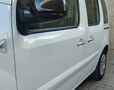 Белый Рено Кенгу, объемом двигателя 1.5 л и пробегом 271 тыс. км за 8600 $, фото 9 на Automoto.ua