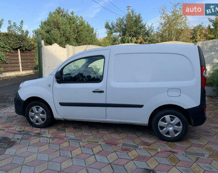 Білий Рено Кєнгу, об'ємом двигуна 1.46 л та пробігом 303 тис. км за 5500 $, фото 1 на Automoto.ua