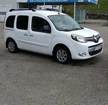 Белый Рено Кенгу, объемом двигателя 1.5 л и пробегом 195 тыс. км за 9900 $, фото 4 на Automoto.ua