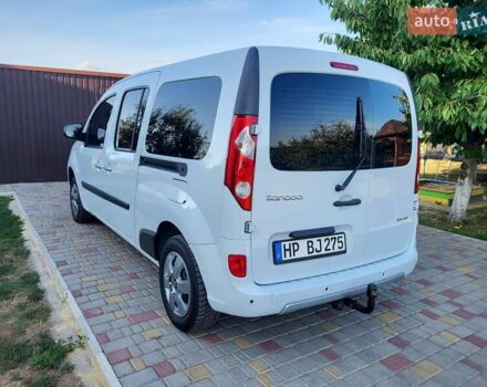 Белый Рено Кенгу, объемом двигателя 1.5 л и пробегом 220 тыс. км за 11650 $, фото 14 на Automoto.ua