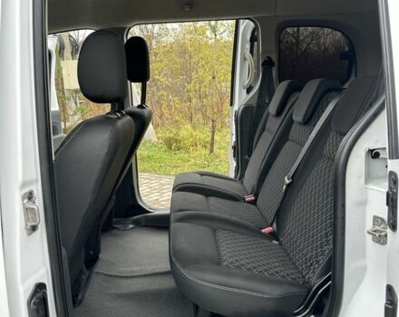 Білий Рено Кєнгу, об'ємом двигуна 0 л та пробігом 140 тис. км за 8999 $, фото 7 на Automoto.ua