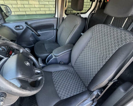 Білий Рено Кєнгу, об'ємом двигуна 1.46 л та пробігом 282 тис. км за 9300 $, фото 14 на Automoto.ua