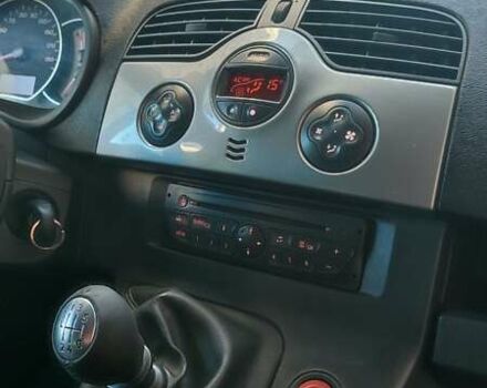 Белый Рено Кенгу, объемом двигателя 1.5 л и пробегом 271 тыс. км за 8600 $, фото 73 на Automoto.ua