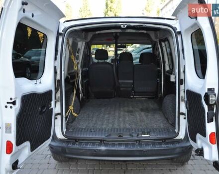 Рено Кенгу 2013 в Одессе на Automoto.ua Белый Рено Кенгу, объемом двигателя 1.5 л и пробегом 286 тыс. км за 6300 $, фото 6 на Automoto.ua