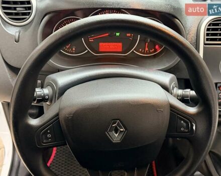 Білий Рено Кєнгу, об'ємом двигуна 1.46 л та пробігом 176 тис. км за 8300 $, фото 31 на Automoto.ua