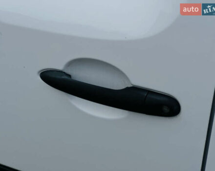 Білий Рено Кєнгу, об'ємом двигуна 1.5 л та пробігом 230 тис. км за 7800 $, фото 9 на Automoto.ua