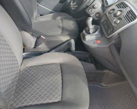 Белый Рено Кенгу, объемом двигателя 1.46 л и пробегом 253 тыс. км за 6999 $, фото 9 на Automoto.ua