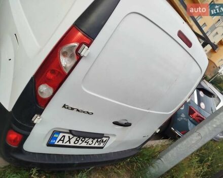 Белый Рено Кенгу, объемом двигателя 1.5 л и пробегом 302 тыс. км за 5800 $, фото 5 на Automoto.ua