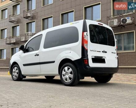 Білий Рено Кєнгу, об'ємом двигуна 1.46 л та пробігом 176 тис. км за 8300 $, фото 79 на Automoto.ua