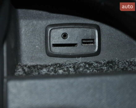 Рено Кенгу 2013 в Одессе на Automoto.ua Белый Рено Кенгу, объемом двигателя 1.5 л и пробегом 286 тыс. км за 6300 $, фото 25 на Automoto.ua