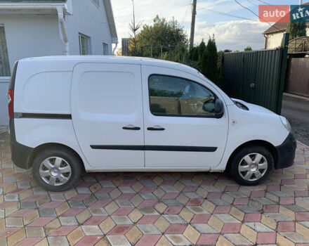 Білий Рено Кєнгу, об'ємом двигуна 1.46 л та пробігом 303 тис. км за 5500 $, фото 2 на Automoto.ua