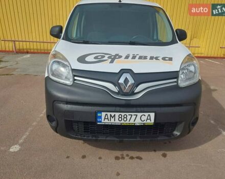 Белый Рено Кенгу, объемом двигателя 1.46 л и пробегом 253 тыс. км за 6999 $, фото 4 на Automoto.ua