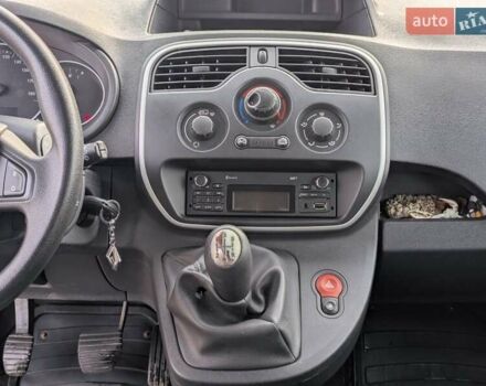 Белый Рено Кенгу, объемом двигателя 1.5 л и пробегом 205 тыс. км за 7500 $, фото 7 на Automoto.ua