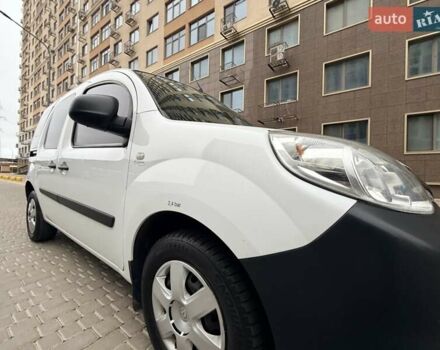 Білий Рено Кєнгу, об'ємом двигуна 1.46 л та пробігом 176 тис. км за 8300 $, фото 60 на Automoto.ua
