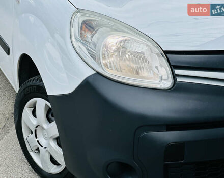 Білий Рено Кєнгу, об'ємом двигуна 1.5 л та пробігом 230 тис. км за 7800 $, фото 12 на Automoto.ua