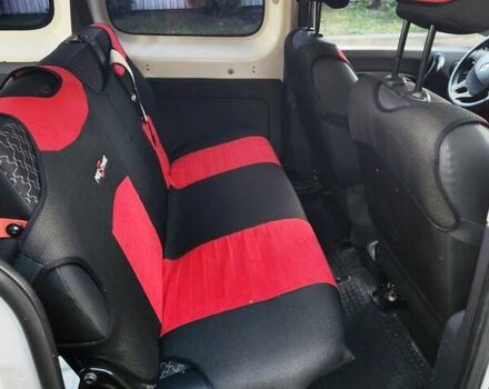 Рено Кєнгу 2013 у Хмельницькому на Automoto.ua Білий Рено Кєнгу, об'ємом двигуна 1.46 л та пробігом 201 тис. км за 10800 $, фото 8 на Automoto.ua