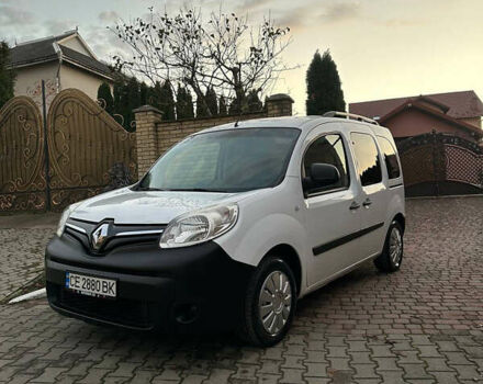 Белый Рено Кенгу, объемом двигателя 1.46 л и пробегом 140 тыс. км за 8999 $, фото 3 на Automoto.ua