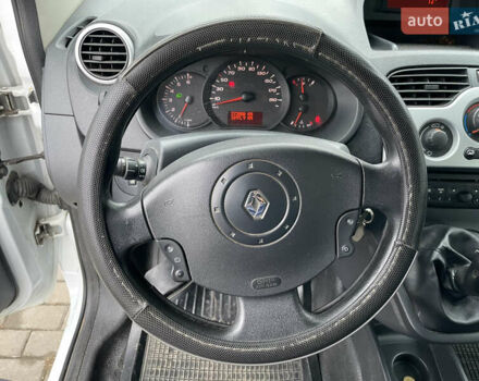 Белый Рено Кенгу, объемом двигателя 1.5 л и пробегом 374 тыс. км за 5700 $, фото 20 на Automoto.ua