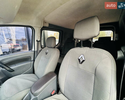 Білий Рено Кєнгу, об'ємом двигуна 1.5 л та пробігом 230 тис. км за 7800 $, фото 18 на Automoto.ua