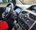 Рено Кєнгу 2013 у Хмельницькому на Automoto.ua Білий Рено Кєнгу, об'ємом двигуна 1.46 л та пробігом 201 тис. км за 10800 $, фото 10 на Automoto.ua