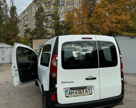 Белый Рено Кенгу, объемом двигателя 1.46 л и пробегом 252 тыс. км за 5300 $, фото 3 на Automoto.ua