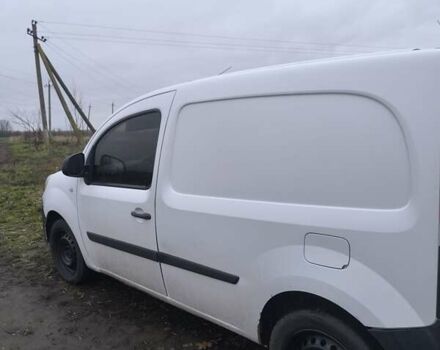 Белый Рено Кенгу, объемом двигателя 1.46 л и пробегом 385 тыс. км за 4200 $, фото 4 на Automoto.ua