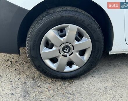 Белый Рено Кенгу, объемом двигателя 1.5 л и пробегом 173 тыс. км за 11600 $, фото 21 на Automoto.ua