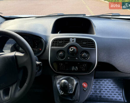 Білий Рено Кєнгу, об'ємом двигуна 1.5 л та пробігом 247 тис. км за 11700 $, фото 37 на Automoto.ua