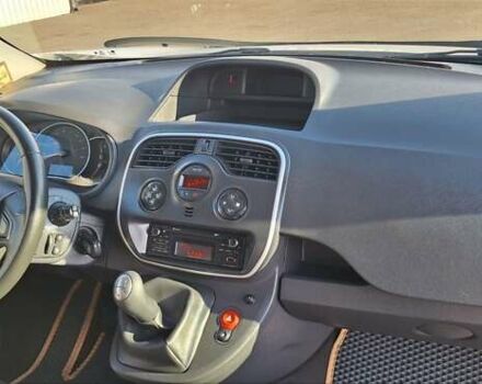 Рено Кенгу 2014 в Новоархангельске на Automoto.ua Белый Рено Кенгу, объемом двигателя 1.5 л и пробегом 64 тыс. км за 12500 $, фото 96 на Automoto.ua