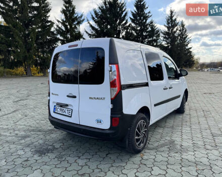 Белый Рено Кенгу, объемом двигателя 1.46 л и пробегом 194 тыс. км за 7100 $, фото 6 на Automoto.ua