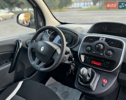 Белый Рено Кенгу, объемом двигателя 1.5 л и пробегом 173 тыс. км за 11600 $, фото 67 на Automoto.ua