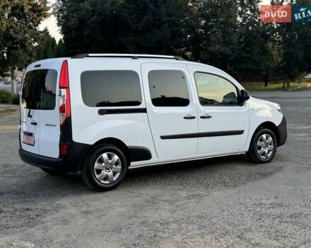 Белый Рено Кенгу, объемом двигателя 1.5 л и пробегом 173 тыс. км за 11600 $, фото 16 на Automoto.ua