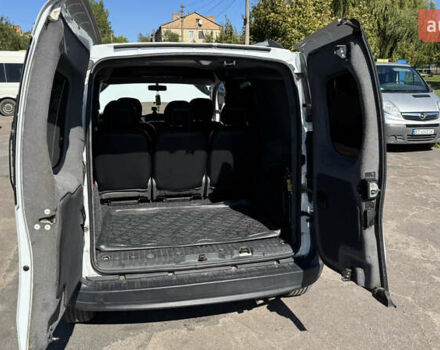 Рено Кенгу 2014 в Бердичеве на Automoto.ua Белый Рено Кенгу, объемом двигателя 1.46 л и пробегом 233 тыс. км за 10300 $, фото 7 на Automoto.ua